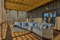 Sunrock Mountain Dream I & II ~ 2 SideBySide Luxury Cabins - Chalets