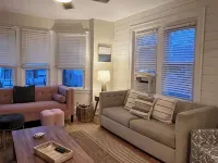 Newly renovated in the heart of Kennett Square. 3 miles from Longwood Gardens Hotels in Kennett Square