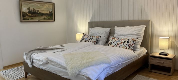 Casa Estrella -5 min zum Duisburg Hbf, -nähe Uni Duisburg/essen -erdgeschoss 杜伊斯堡酒店