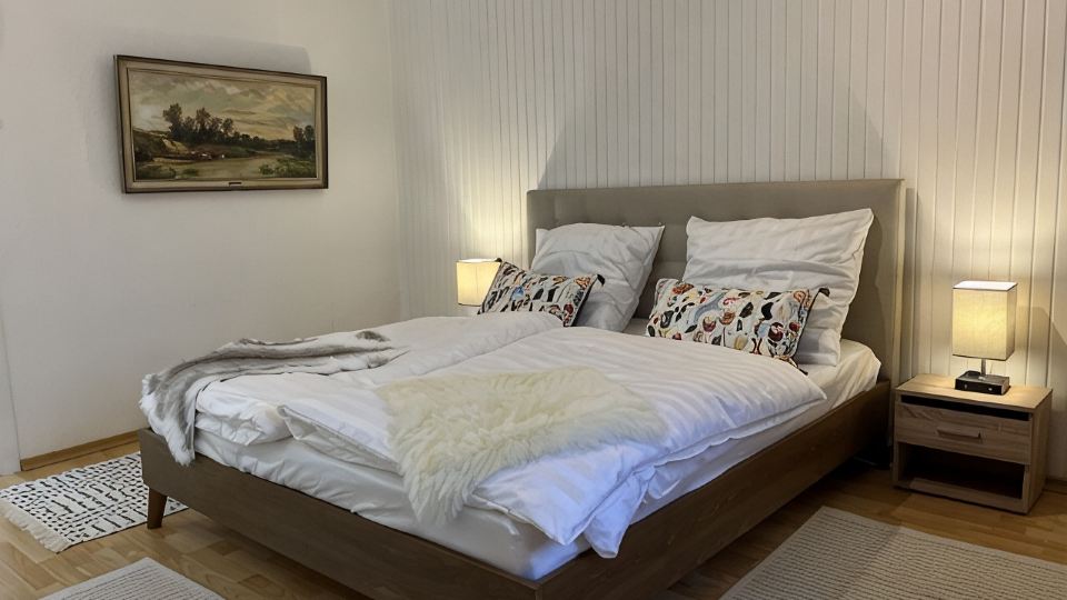 Casa Estrella -5 min zum Duisburg Hbf, -nähe Uni Duisburg/essen -erdgeschoss