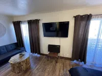 Welcome To The New Kanab Lodge Suite 22 - balcony