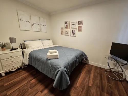 A Cozy House, close to UO Hayward Field, M.Knighte Arena,  AUZ Stadium - 방갈로