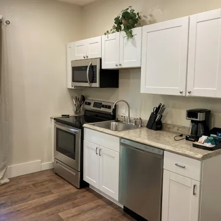 Unit 2 - Silver - Pinal Creek East - wifi - king bed