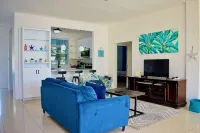 Ocean Front Luxury 2/2 in Whispering Seas - Wifi