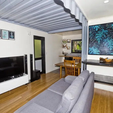 Nevaeh Garden Studio + Unlimited Wifi