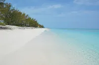 NEMO HOUSE-Luxury Beachfront on perfect Beach-Perfect for 4 couples / 2 families - 4 ดาว