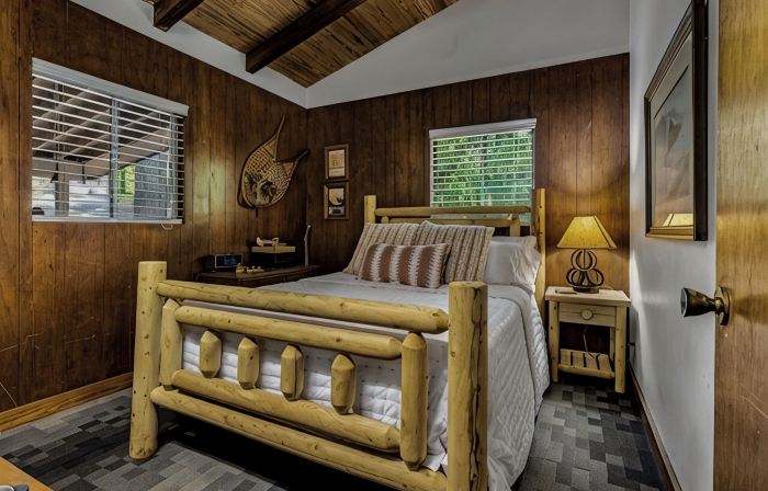 Vintage Smith Lake Retreat!