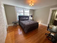 Downtown House steps to Falls Park, Baseball Stadium, Restaurants & Shopping - Bungalows