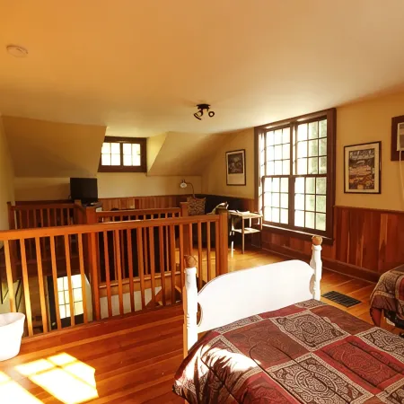 #1 Location for CDP. Fire-pit & Fishing Pond. FUN & Private. 5 bedrooms, 3 baths