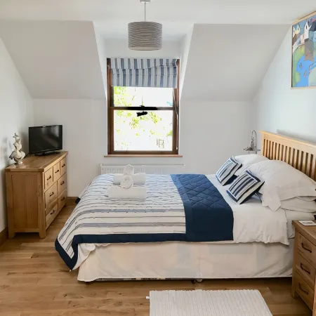 Appledore - Hispaniola Stunning 2 bed 2 bath, sleeps 4(+2) and PARKING!!!