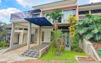 3 Bedroom at Villa Kusuma Pinus M3 by N2K - Huvilat