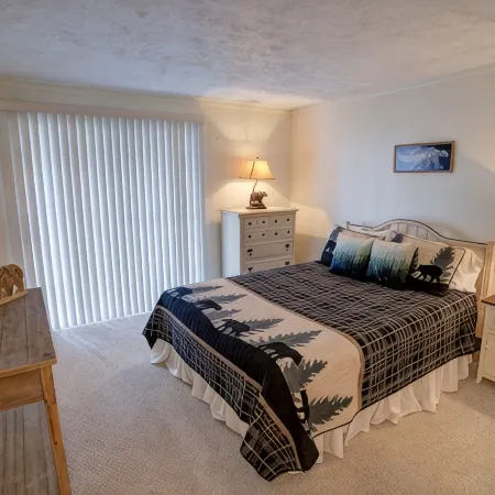 Cozy Beech Mountain getaway for the whole family