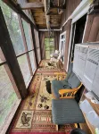 Relaxing rustic cabin on the lake 25 feet from the shore. - Chalets