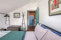 Historic Charm Meets Modern Comfort in Downtown Burlington - Huoneistot