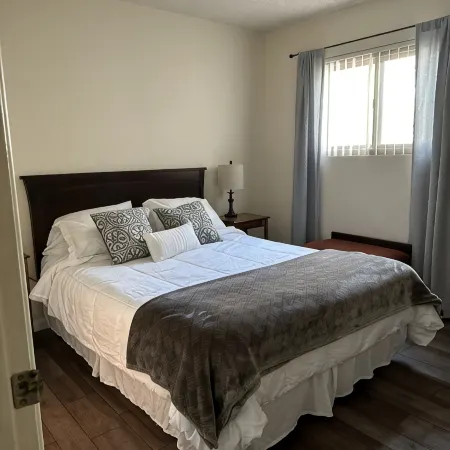 Home away from home-Quiet cozy casita