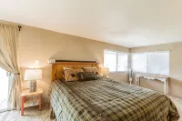 Lake View And Close To Lake Arrowhead Village - Chalets
