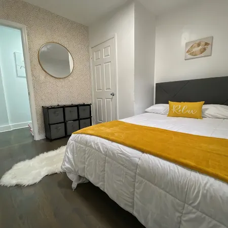 Modern Comfort 1BR- 30 Minutes to Manhattan