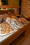 Devin Otel - breakfast