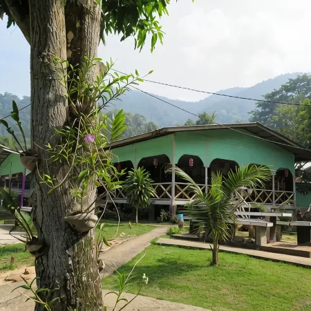 Aguna Resort