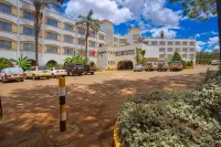 Sirikwa Hotel - parking