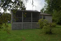 Tallulah House - A remodeled home place now available for short time rental. - 3-Star