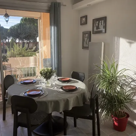Appartement de Standing Cassis Bellevue. Animaux Acceptés, Avec Piscine 25 m