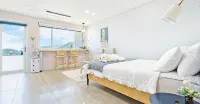 Namhae Blossom Pension - 2-Star