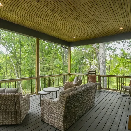 Franklin's Best Hideaway!