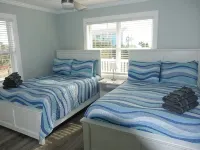 Surf Sounds Almost Oceanfront, Beach Access Across the Street - バルコニー