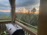 Summit Condo ... Near the Village. Summers Are Almost Heaven!! - Gym