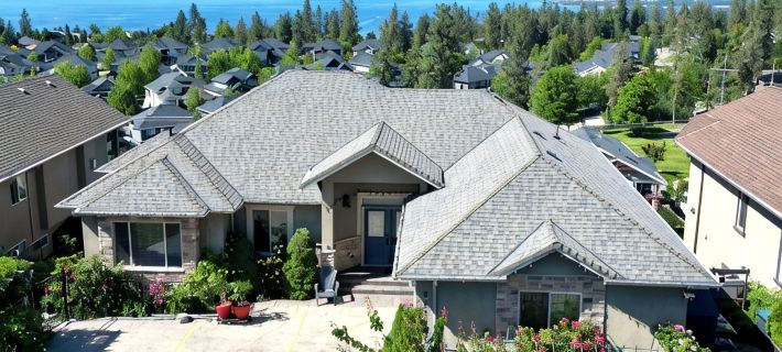 Legal Lakeview 2-bed 2-bath Entire Suite 킬로나 호텔