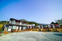 Cheongsando Sunset Pension - مبيت وإفطار