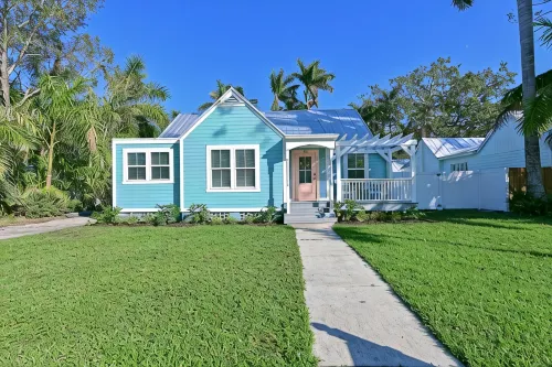 Remodeled home in Historic neighborhood. 20 min.~ AMI/ 5 min ~downtown Bradenton - 방갈로