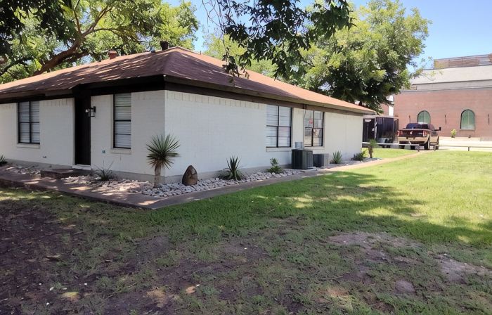 Cozy 1-bedroom apartment with WiFi, AC, located in Old Town Burleson