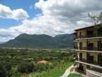 Meteora Hotel at Kastraki - Mountain view