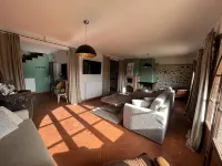 Holiday house with private pool and fenced garden - 4-Star
