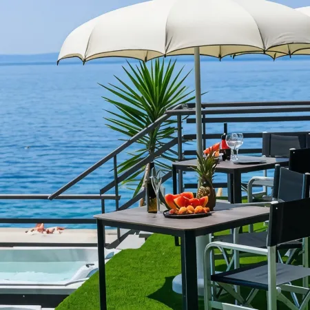 Via Mare Luxury Rooms