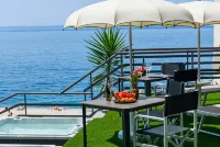 Via Mare Luxury Rooms - Bãi biển