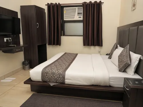 Hotel Sunder Palace - Bintang 3