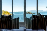 SookePoint Ocean Cottage Resort - 3-Star