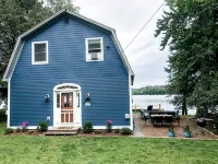 Family & Dog-Friendly Lakeside Retreat 15-Min to Mount Sunapee - 3-Star
