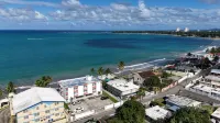 Guest Favorite • Beachfront Luquillo Condo • Walk to Kioskos & El Yunque - 3 estrellas