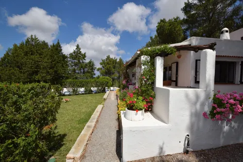 Comfortable Family Villa for 6, large pool Can Bosc - فلل