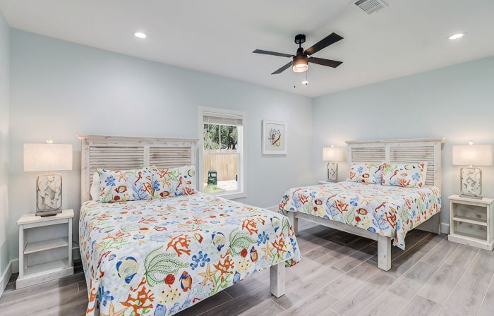 103 Seven Palms, Fishtastic