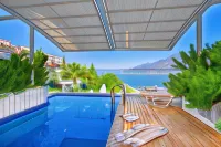 Peninsula Gardens Hotel - إطلالة على البحر