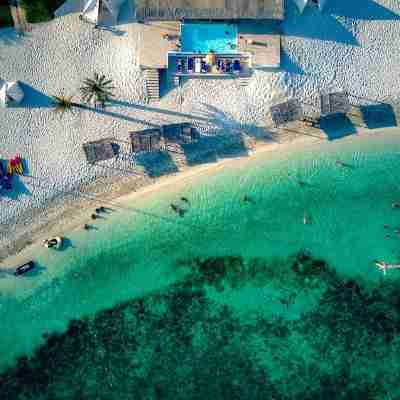 Nurai Island Resort Hotel Exterior