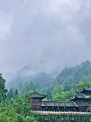 Pengzhou Longmen Mountain Earthquake Site Park