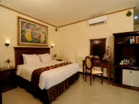 Yusro Hotel Restaurant & Convention Hotels in Peterongan