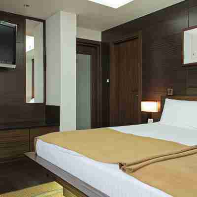 International Hotel Sayen Rooms