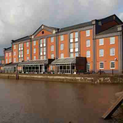 Holiday Inn Ellesmere Port - Cheshire Oaks Hotel Exterior